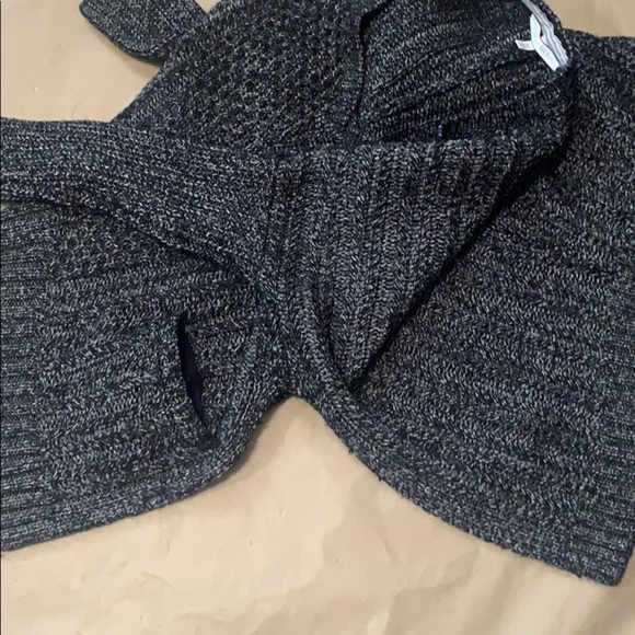Victoria's Secret Wool Alpaca Side Slit Sweater - Picture 4 of 6
